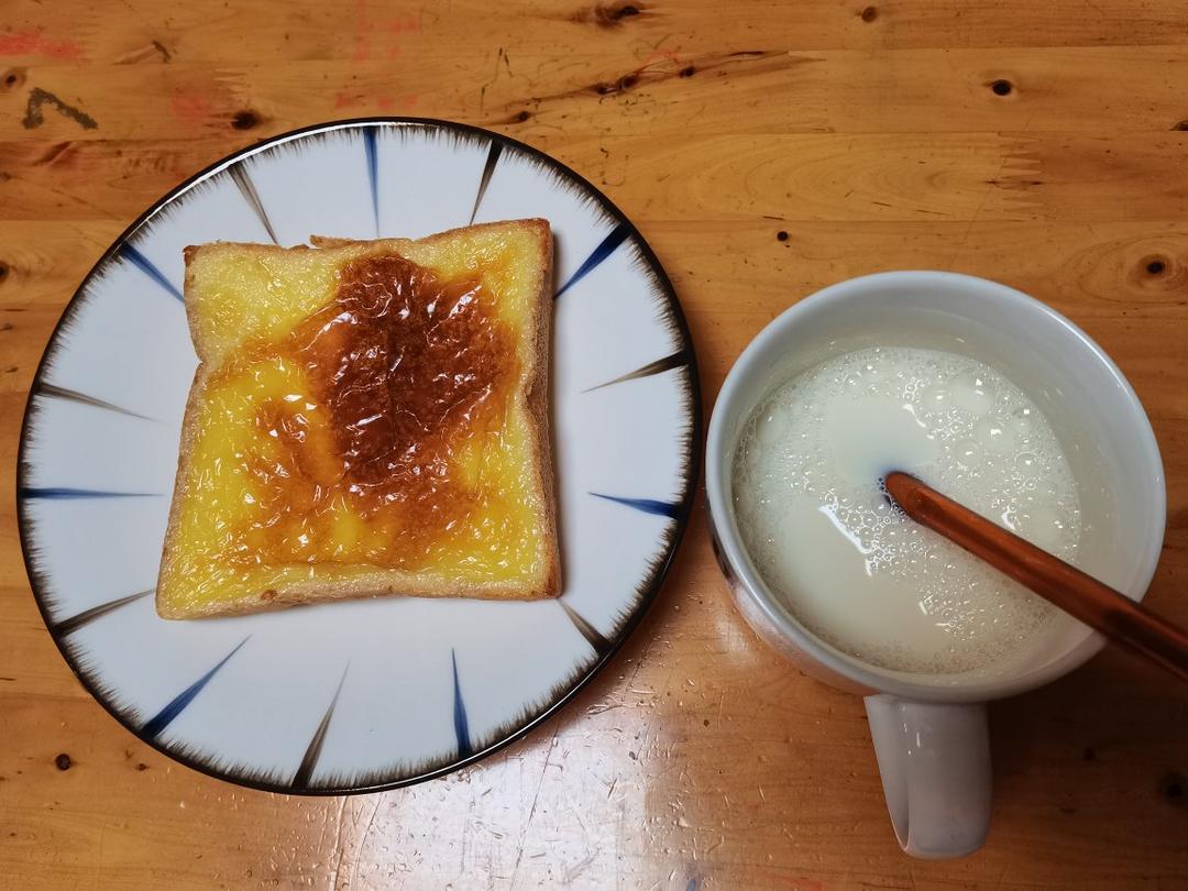 零失败快手岩烧乳酪(熔岩吐司)十分钟网红早餐，好吃哭