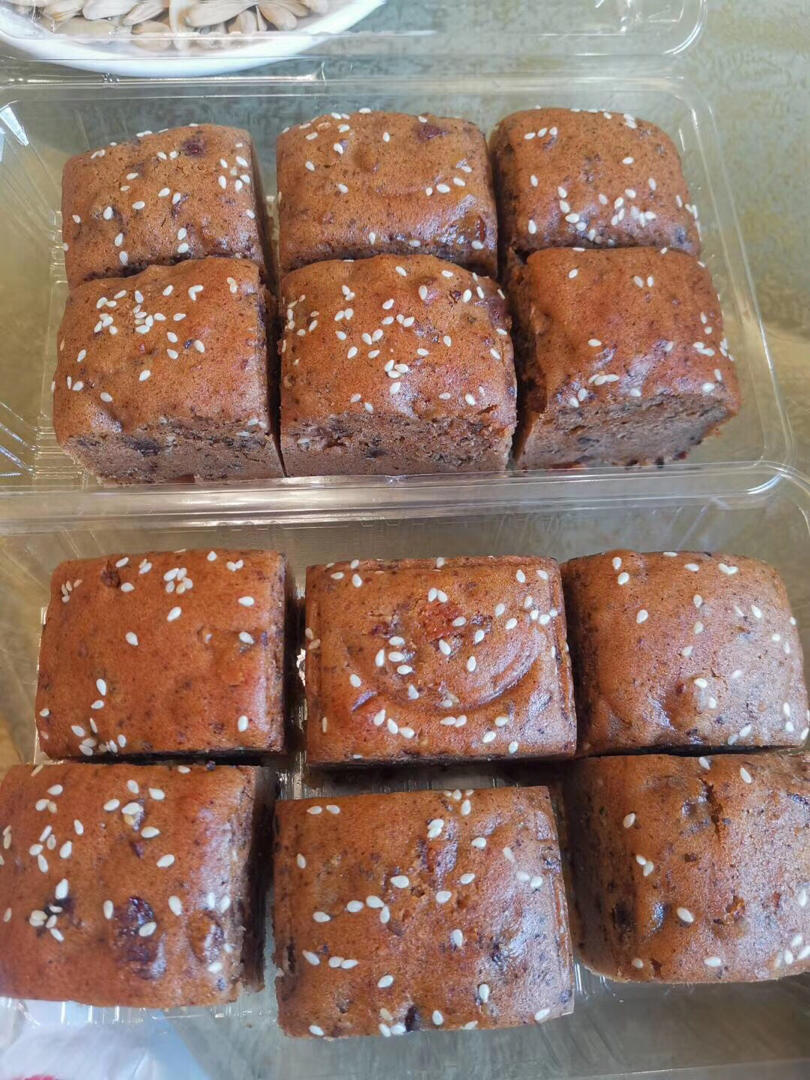 改良版红枣糕，此配方蓬松柔软，减油减糖，全蛋打发好操作