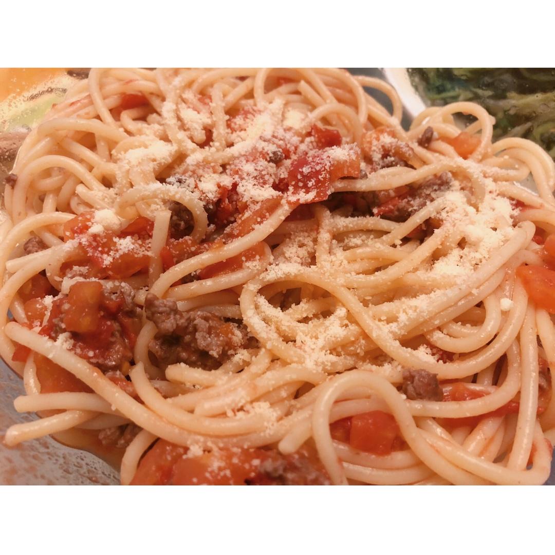 【番茄肉酱意面】