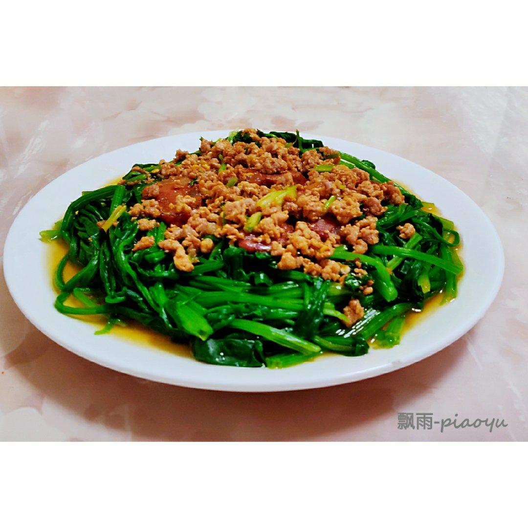 蒜蓉辣椒坚果拌生菜
