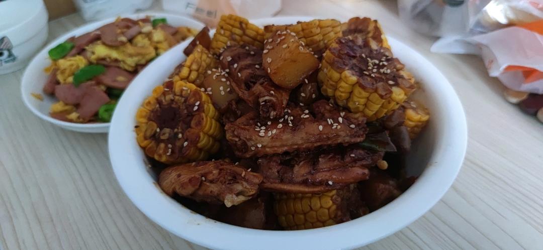 玉米鸡腿鸡翅煲🐔