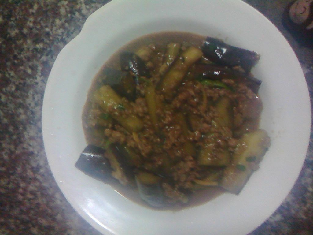酱香肉末烧茄子