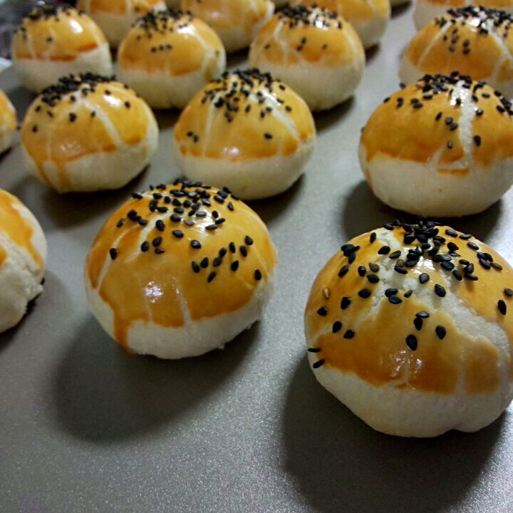 蛋黄酥酥酥（超级奶香黄油版）