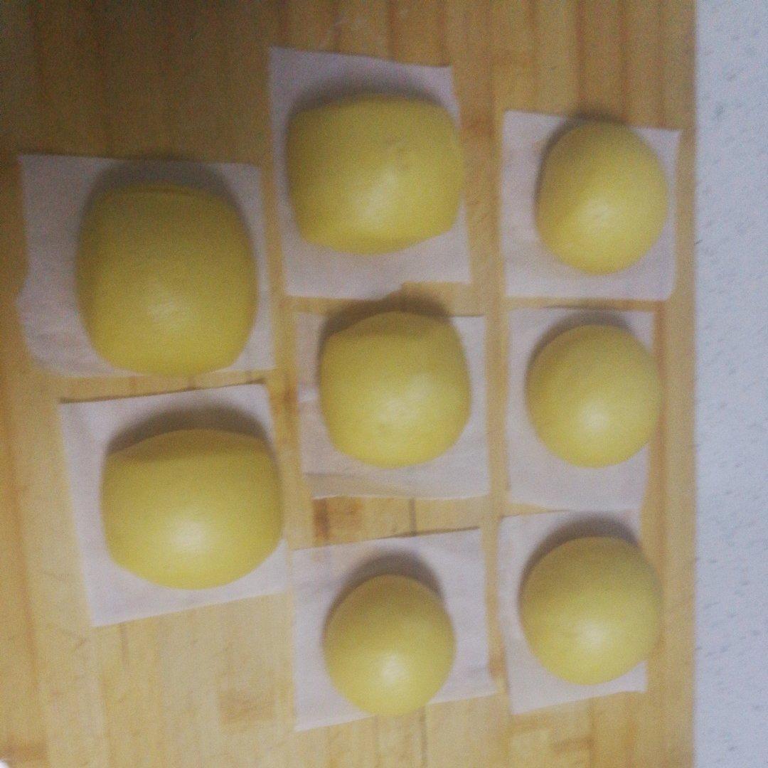 奶香南瓜刀切小馒头