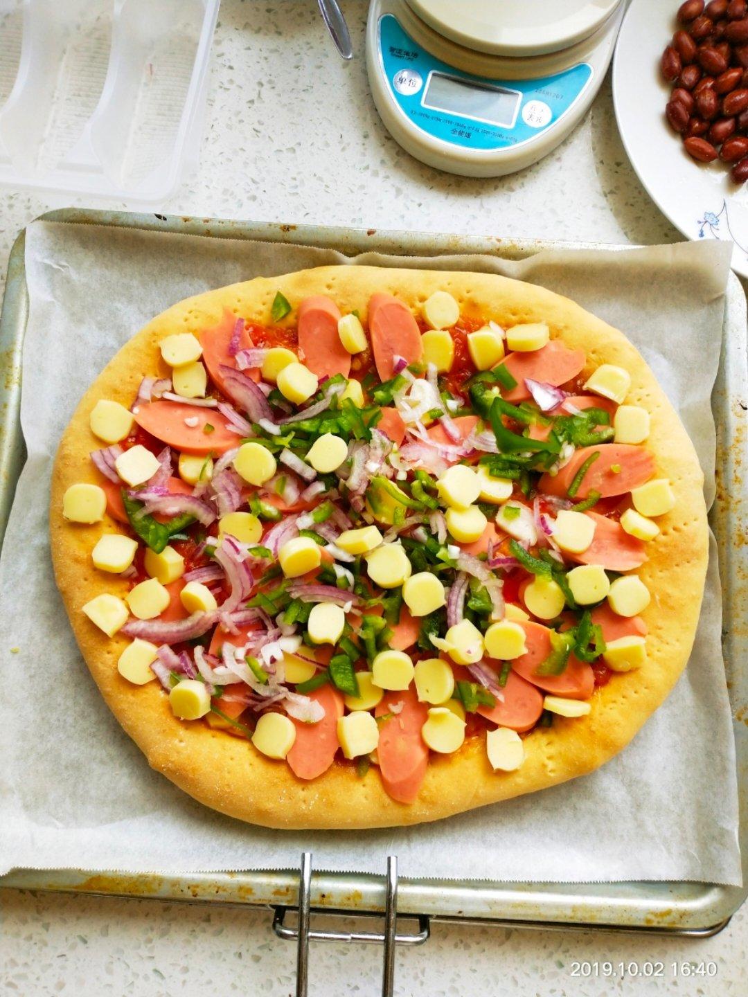 蔬菜香肠披萨（内含披萨饼皮，披萨酱做法）