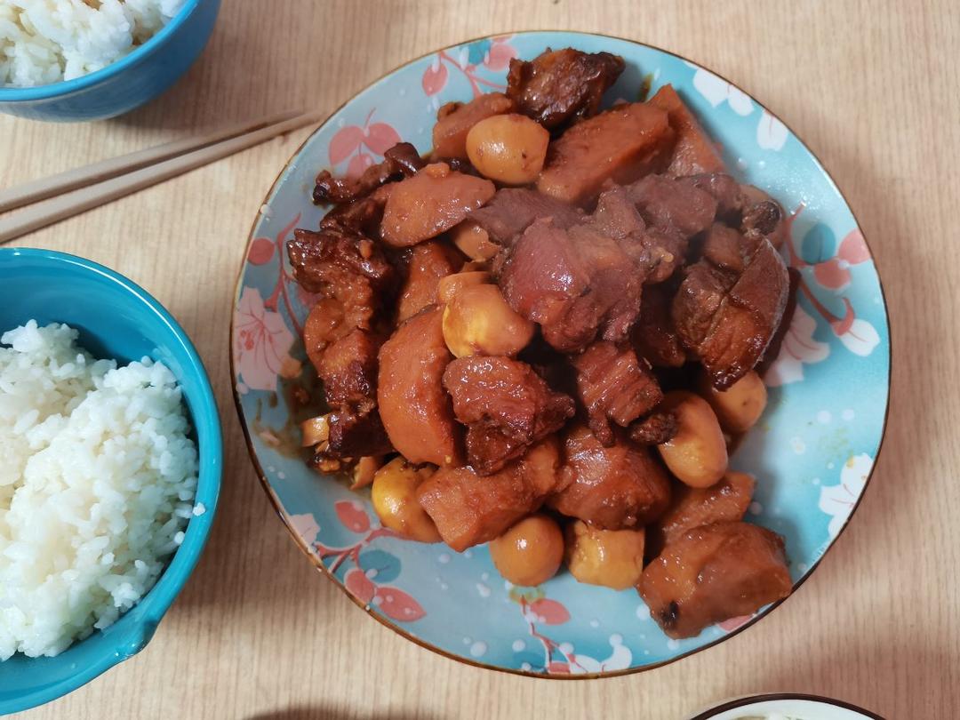 芋头烧肉