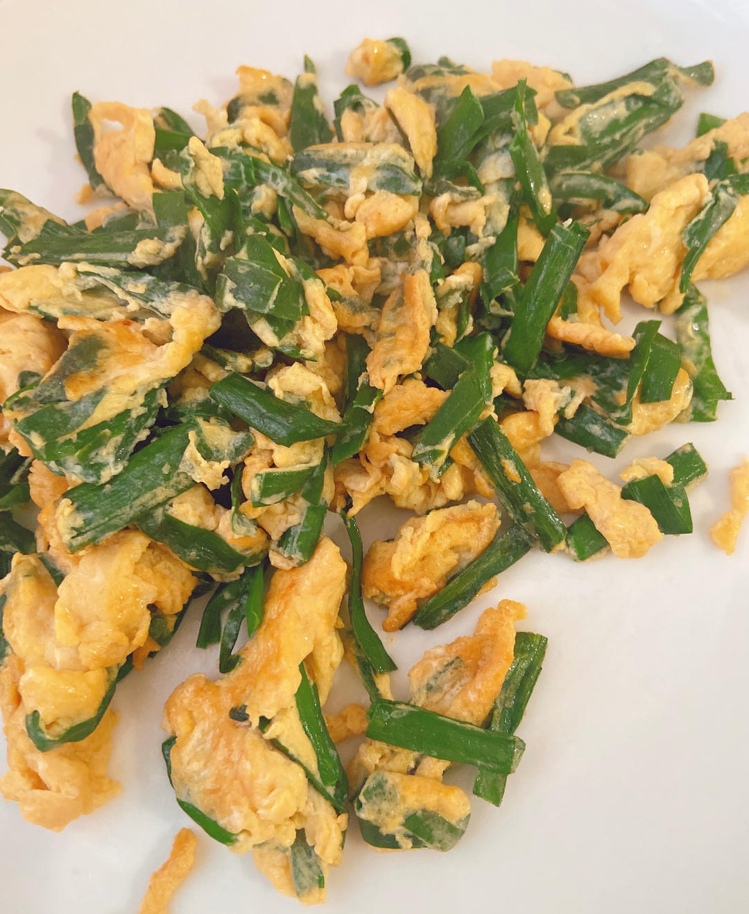 想念奶奶的韭菜炒蛋（又香又嫩有诀窍）