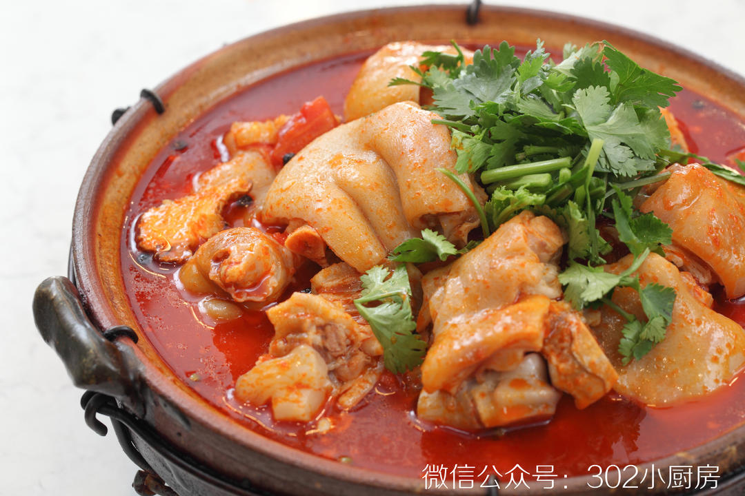 酸汤猪脚 <302小厨房>的做法