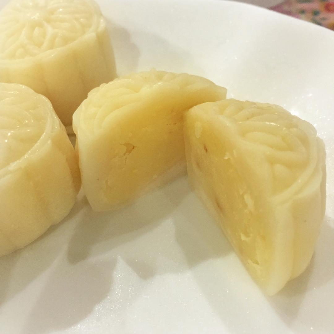 榴莲芝士冰皮月饼