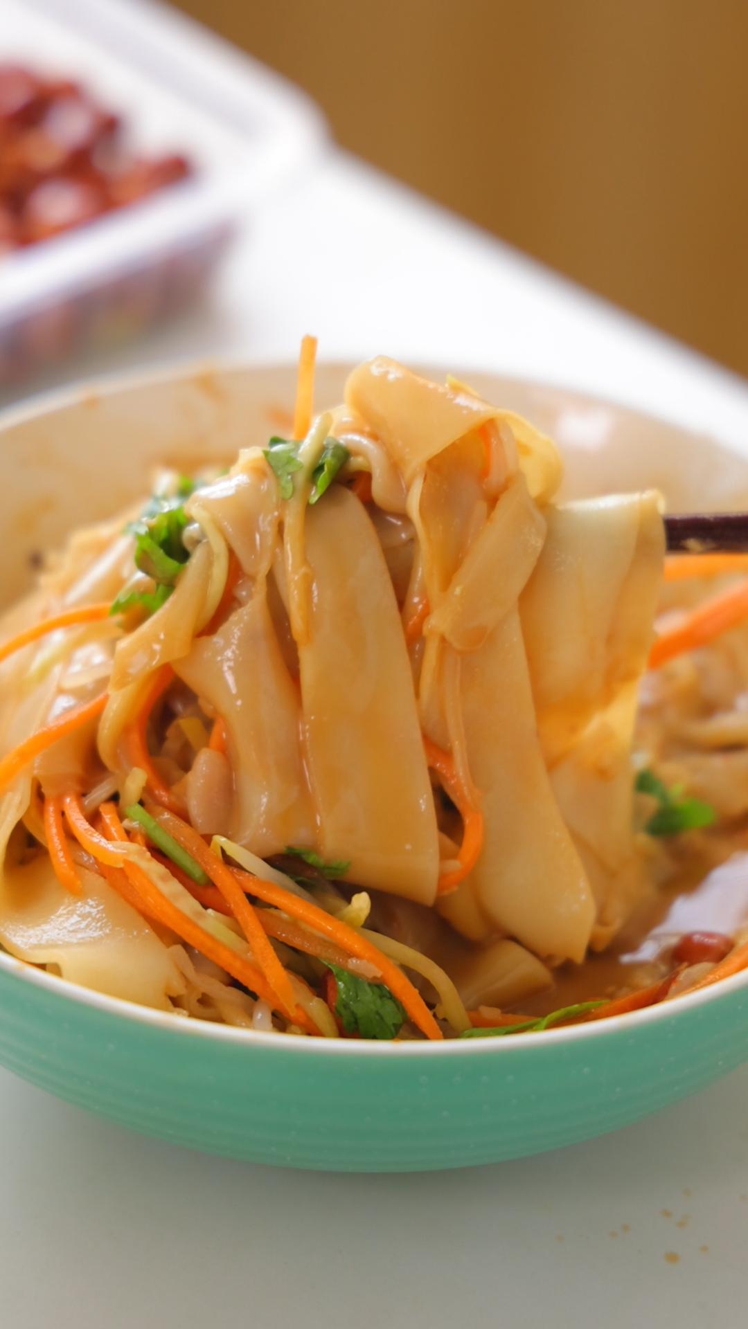 挂面爆改凉皮！