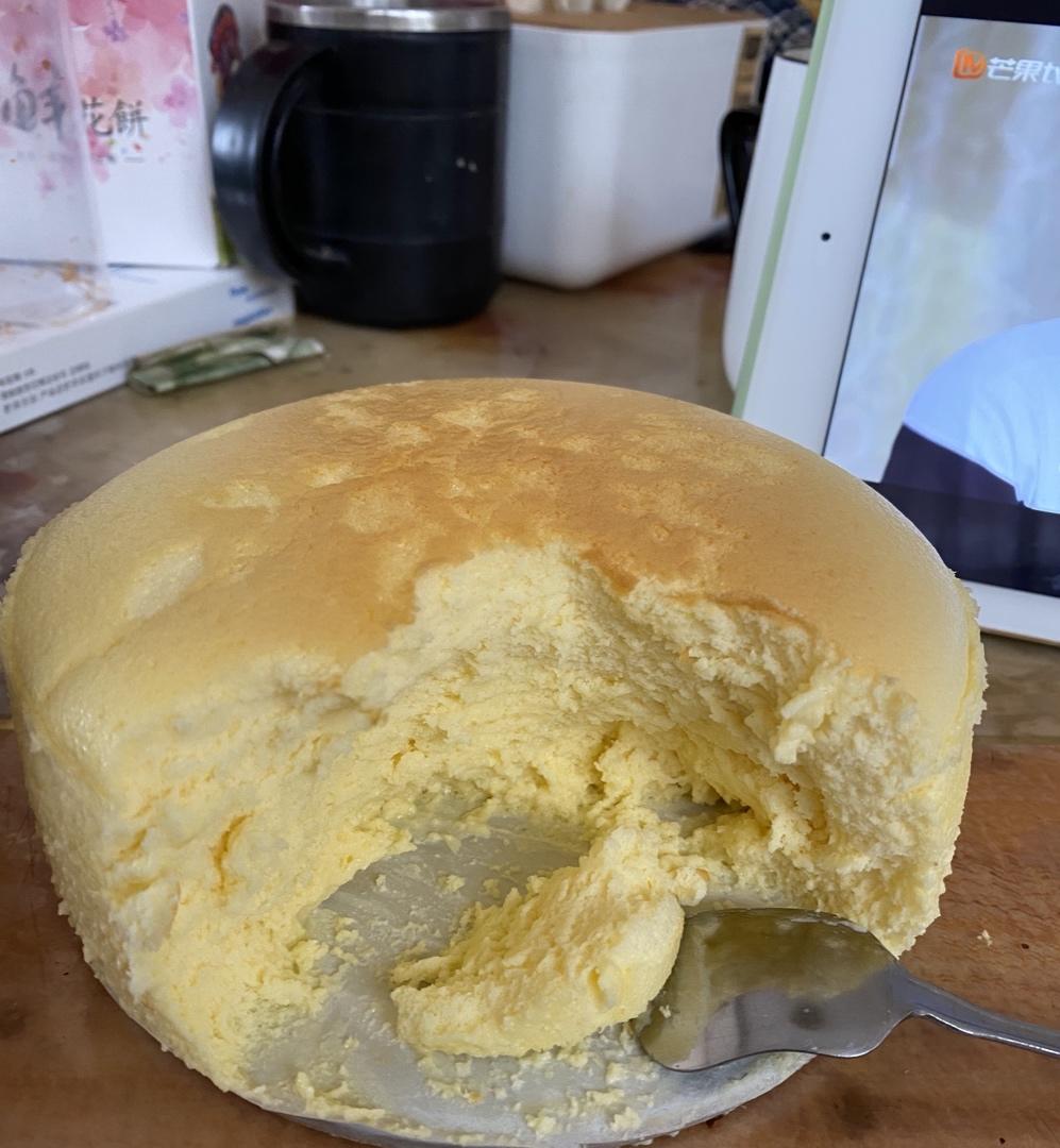 入口即化的轻芝士蛋糕
