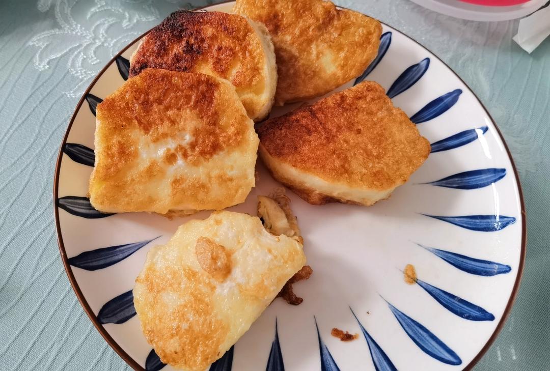 鸡蛋煎馒头片