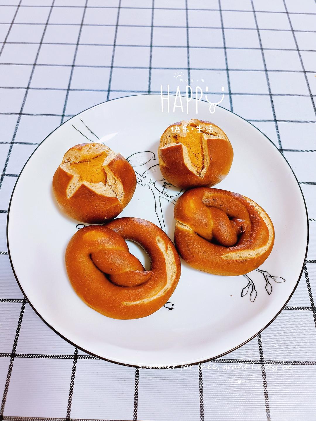 🧡100%全麦无糖油碱水面包～快手健康有风味