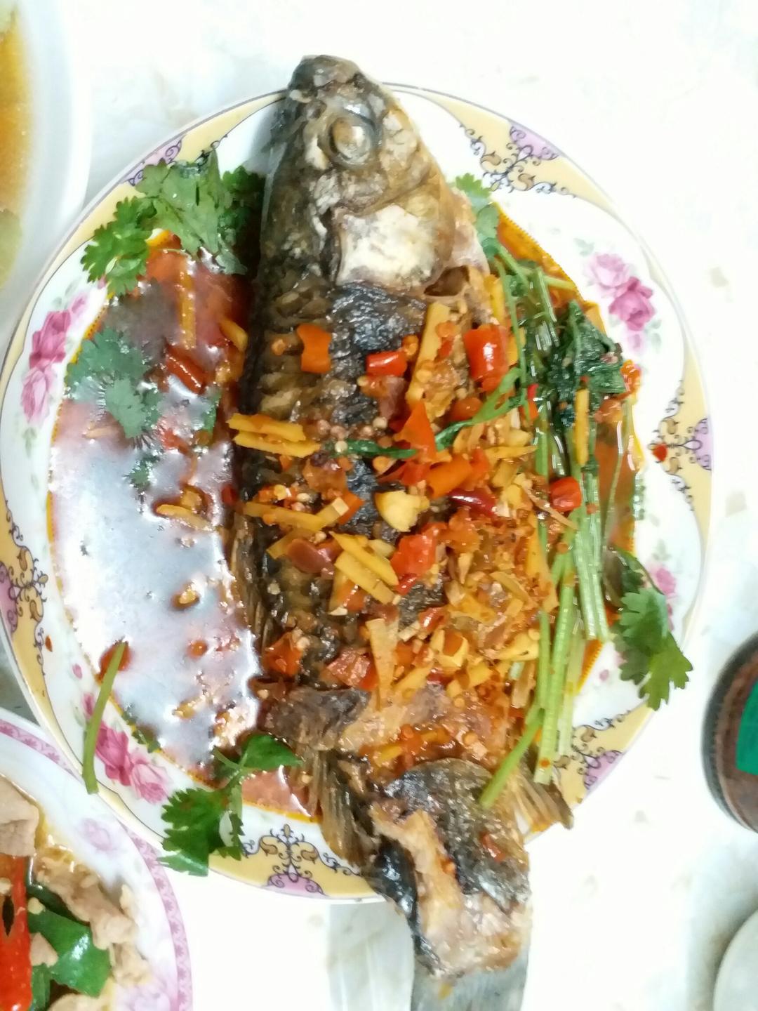 红烧鲫鱼