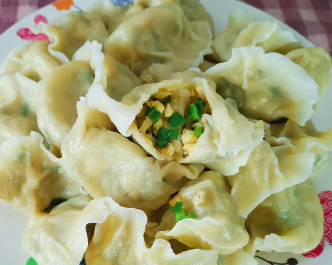 土豆鸡蛋饺子的做法