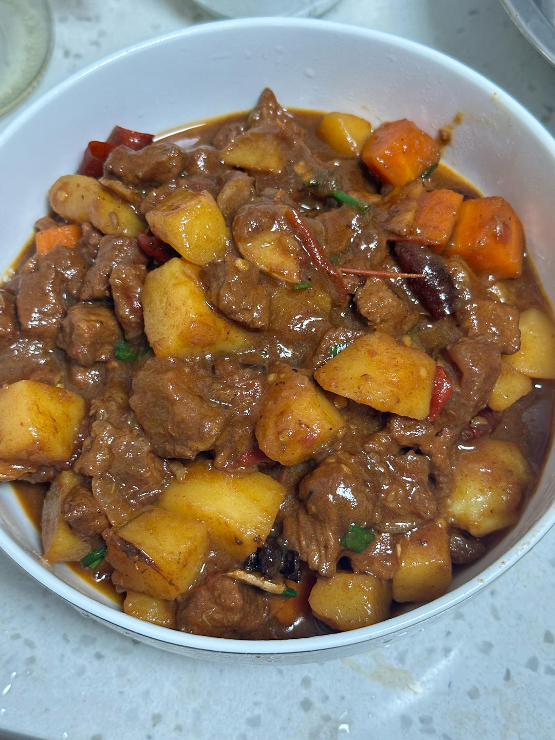 红烧牛肉土豆 （独家秘制）