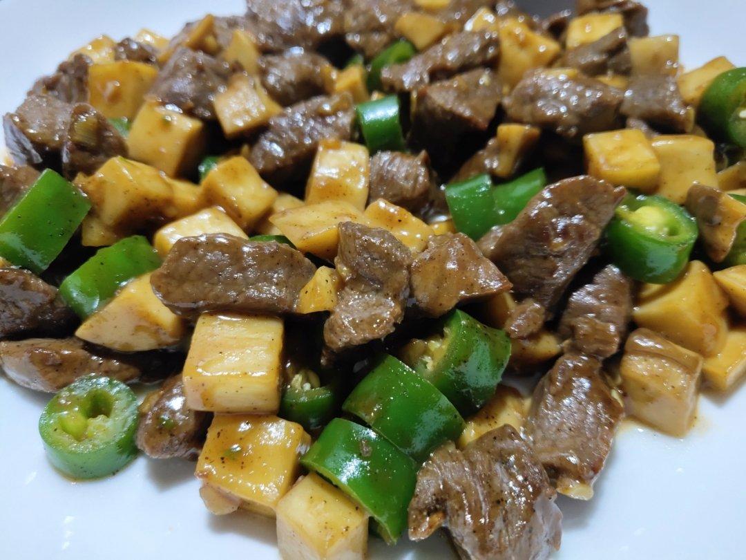家常菜~杏鲍菇烧牛肉粒