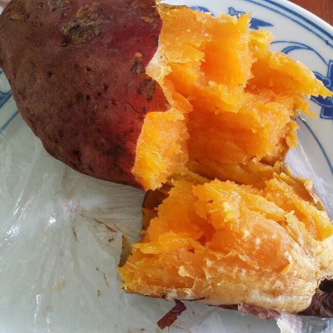 烤红薯(微波炉版)的做法