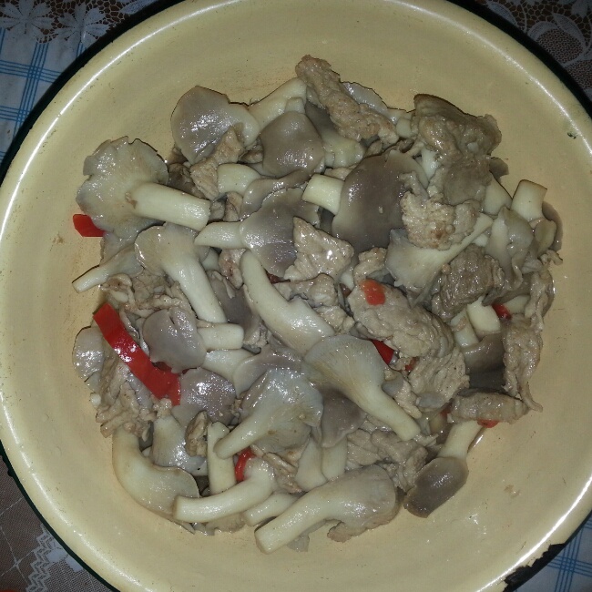 蘑菇肉片