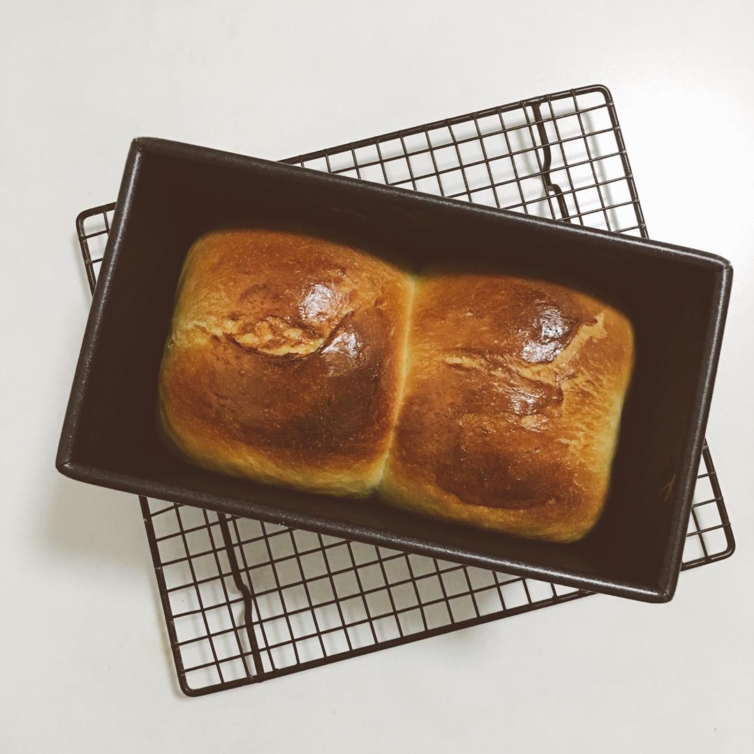 牛奶吐司（附详细步骤图）