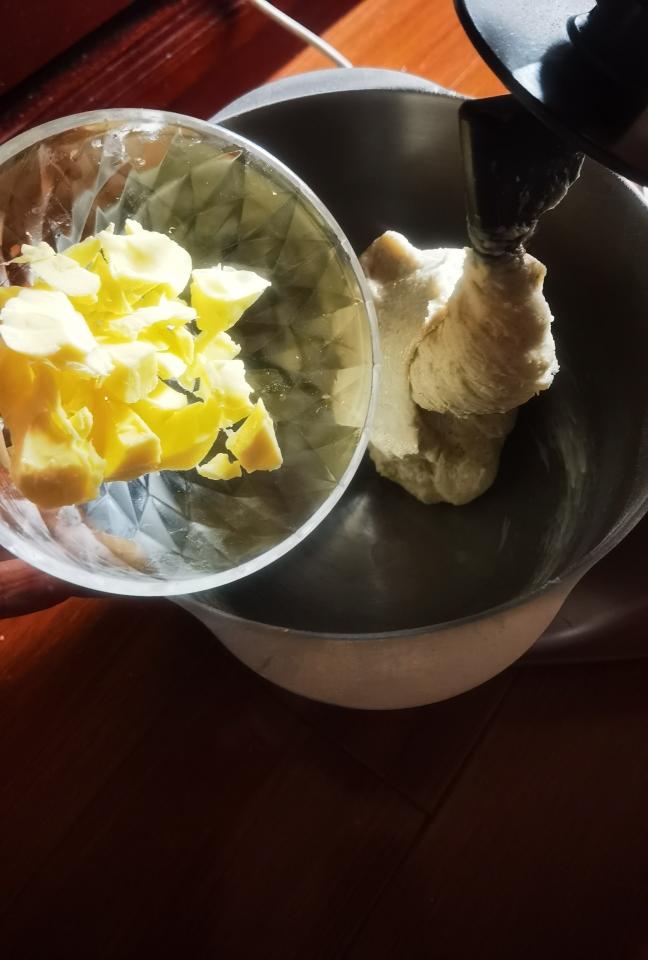 纯奶手撕吐司的做法 步骤1
