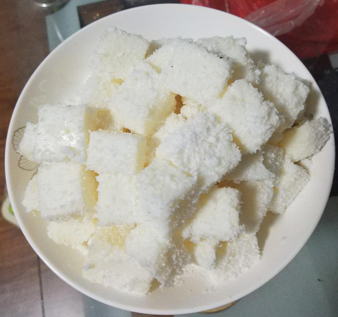 太棒啦！1个方子，做出2道口味一流的甜品！——椰奶小方&炸鲜奶