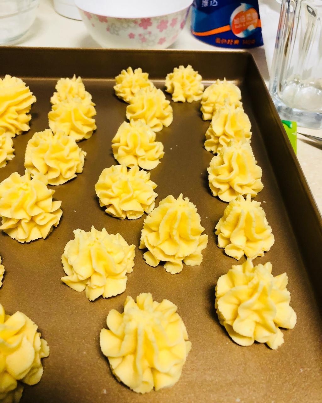 酥到掉渣的网红曲奇 牛油小花 媲美珍妮曲奇