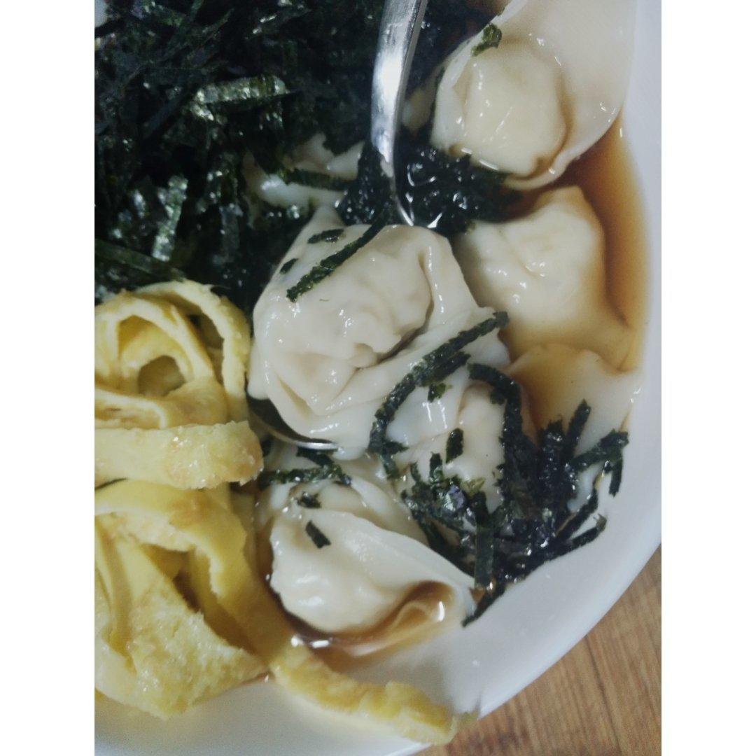 超鲜菌菇鸡肉大馄饨