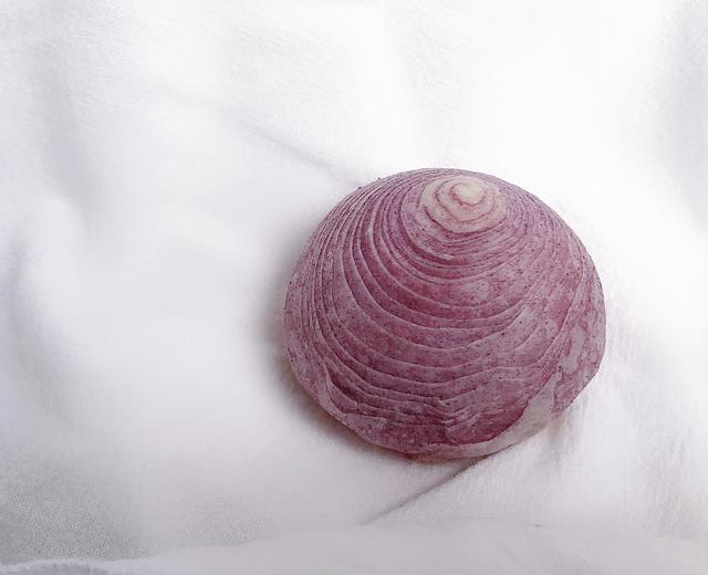 紫薯蛋黄酥的做法