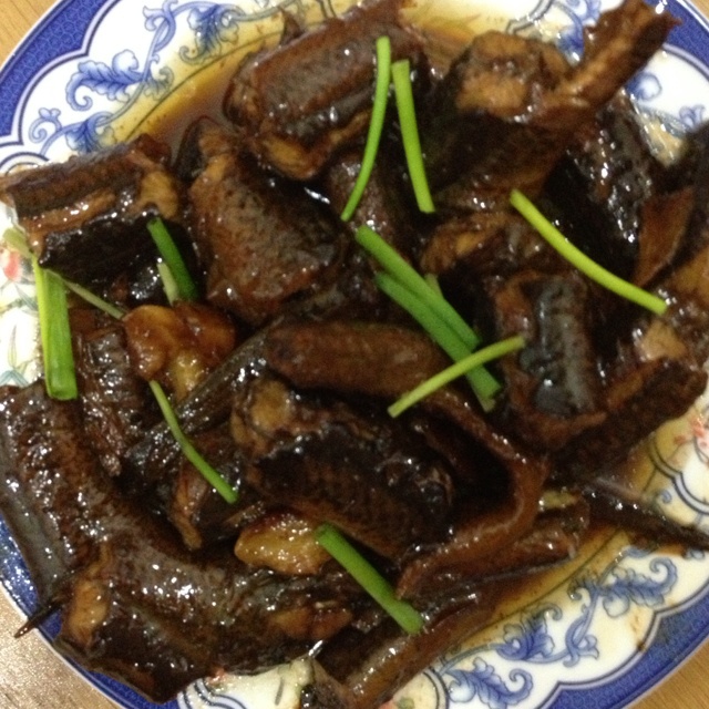 大蒜烧鳝鱼