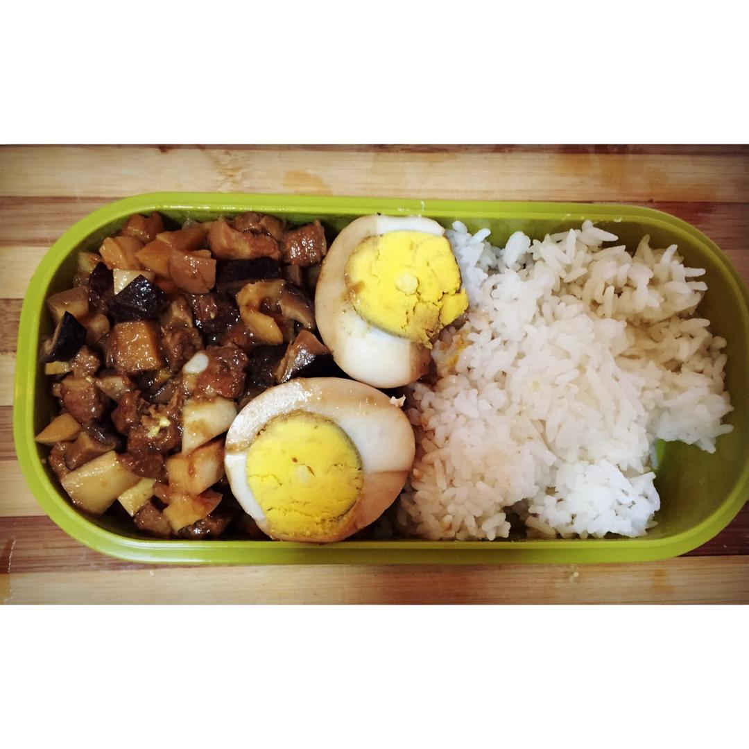 冬笋香菇卤肉饭（一碗饭俘获老公的胃）