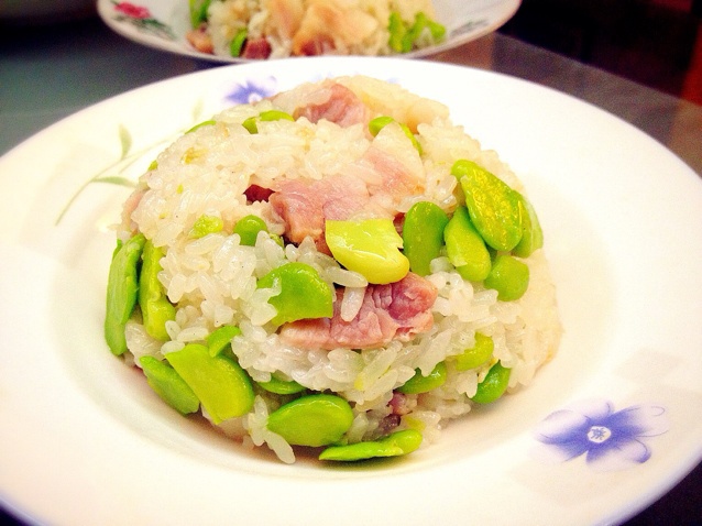cherry2000做的咸肉蚕豆饭