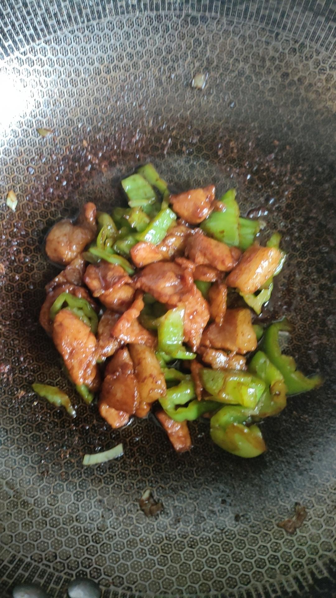 辣椒炒肉