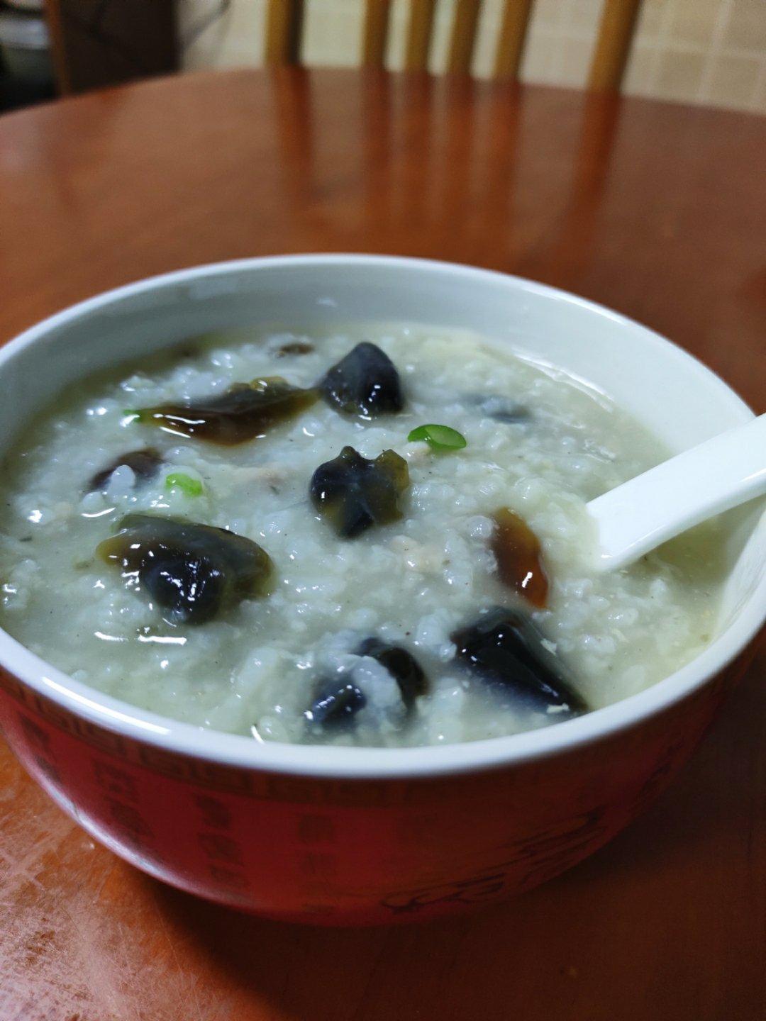 皮蛋瘦肉粥