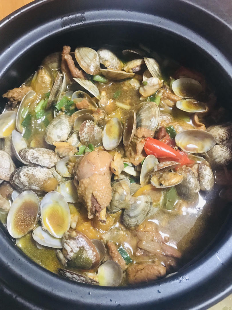 蛤蜊蘑菇鸡：鲜得有一套