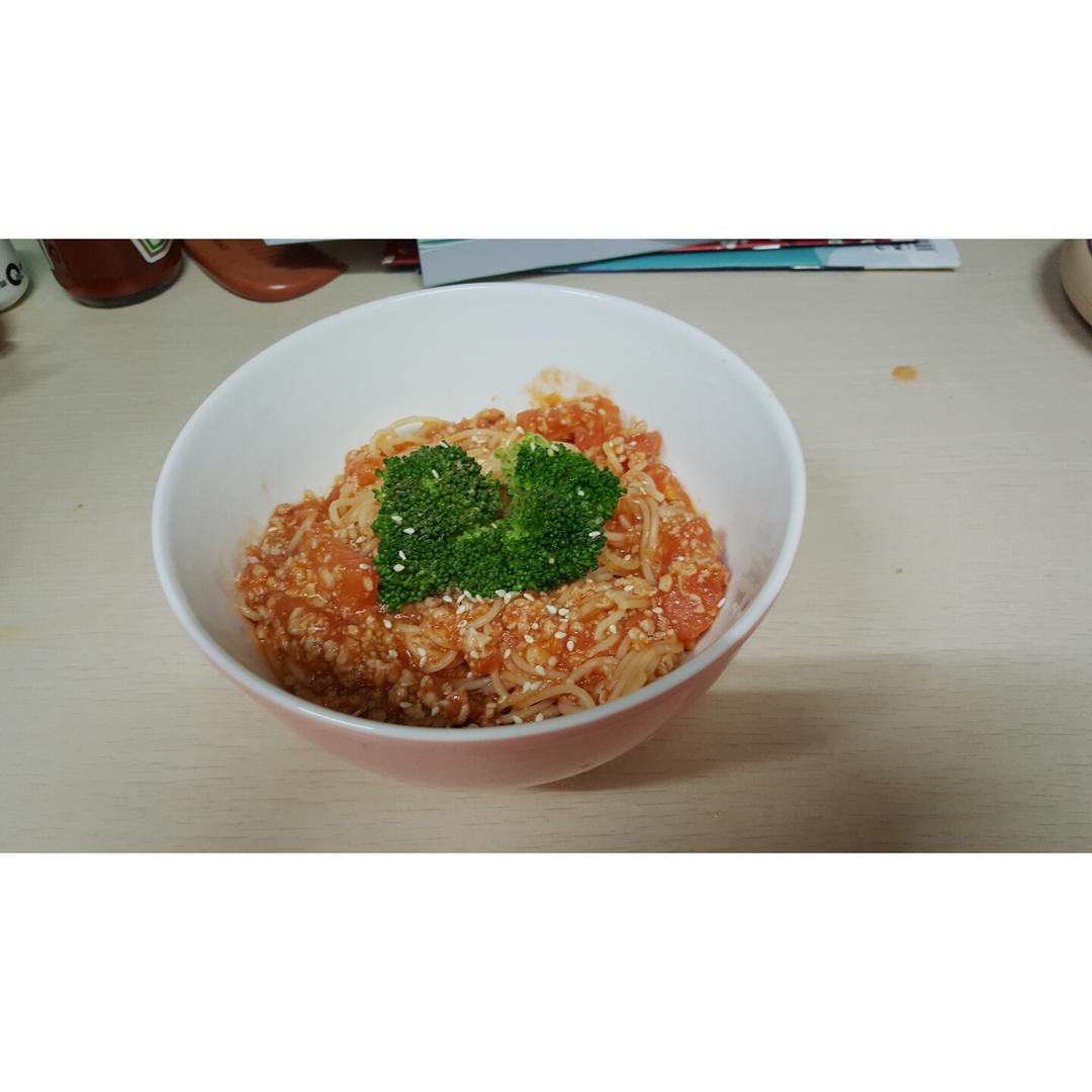 番茄肉酱意大利面