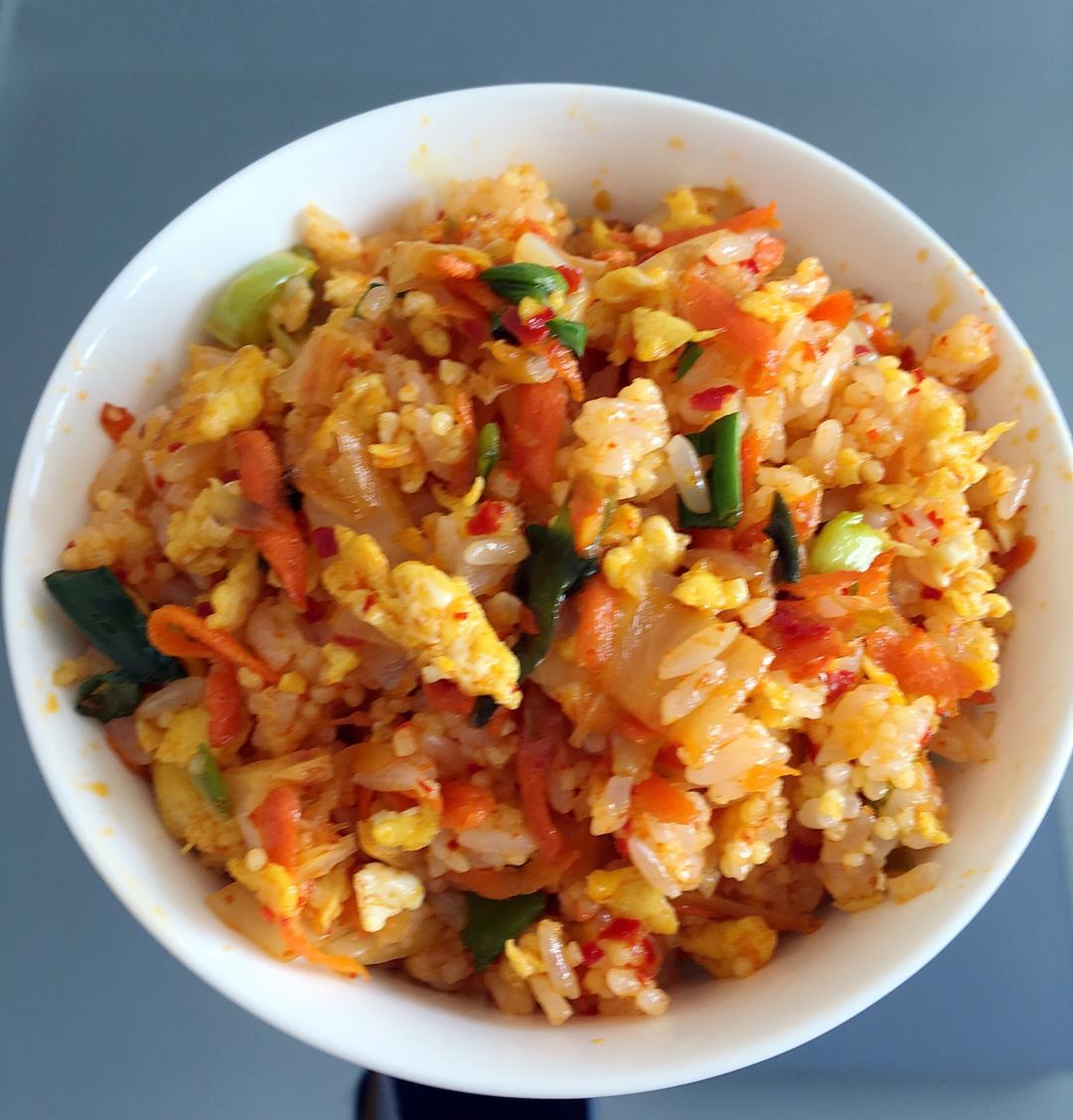 辣白菜炒饭