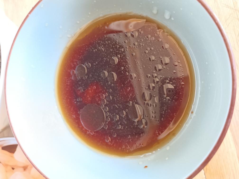 家庭版葱烧海参的做法 步骤5