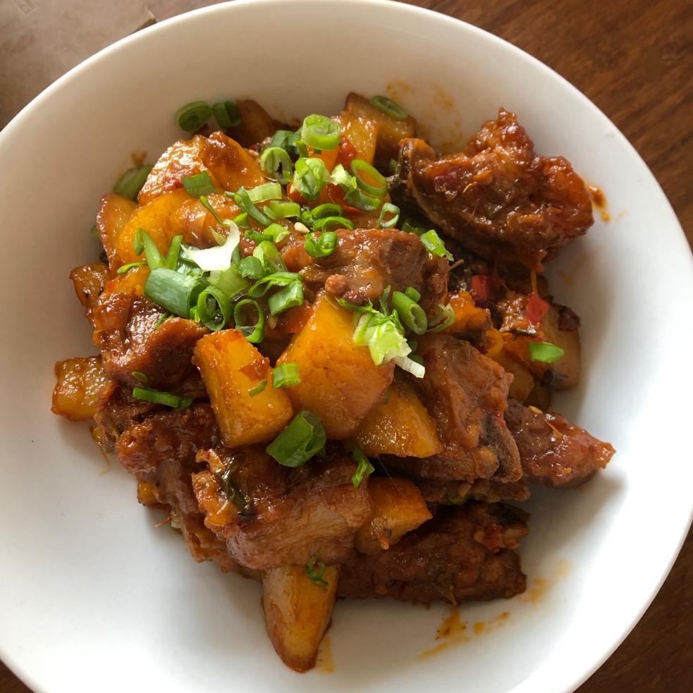 土豆烧排骨