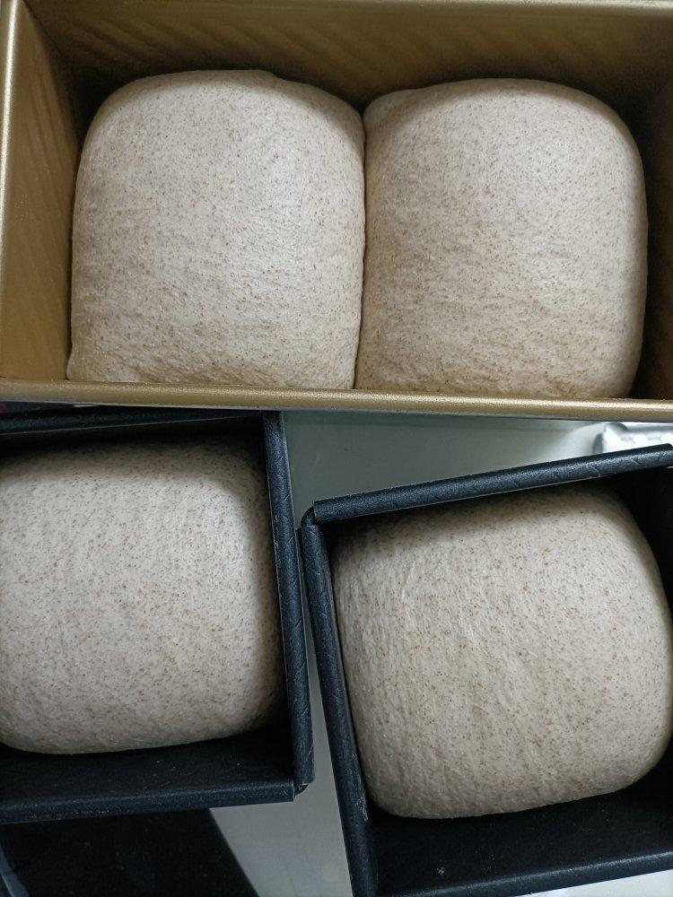 清香松软的裸麦小方