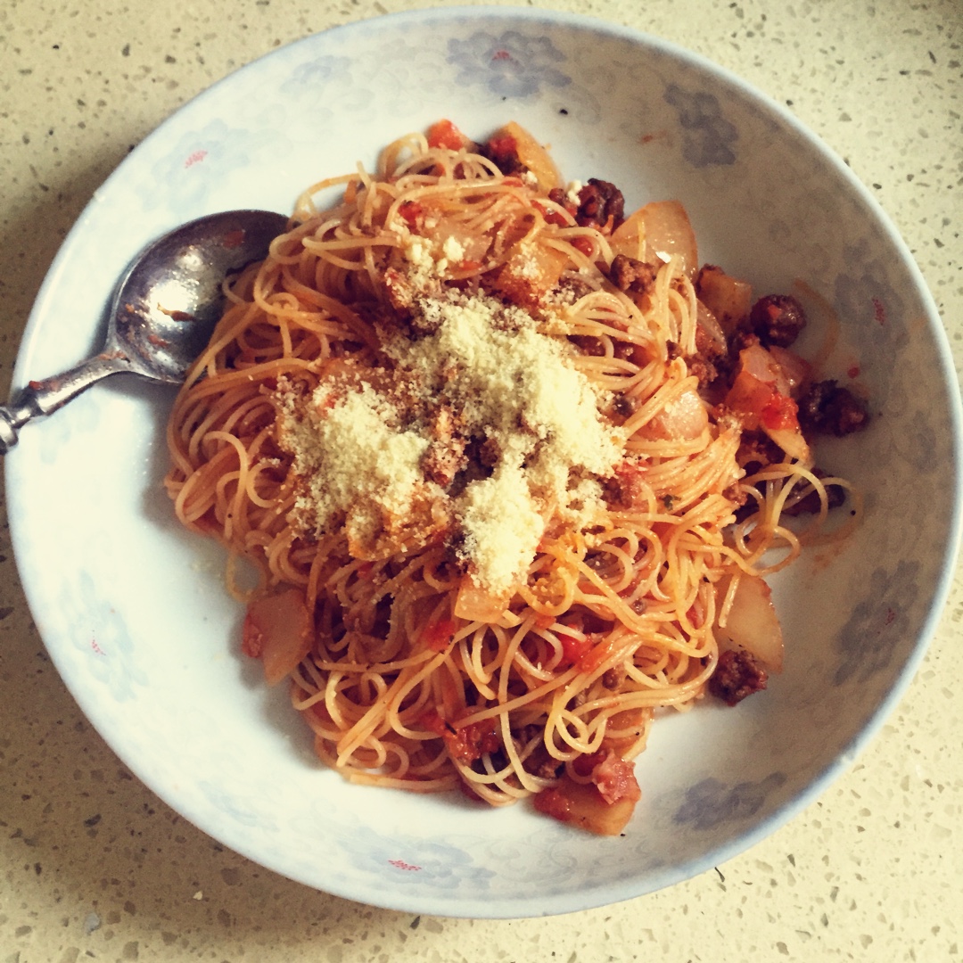 意式番茄肉酱面