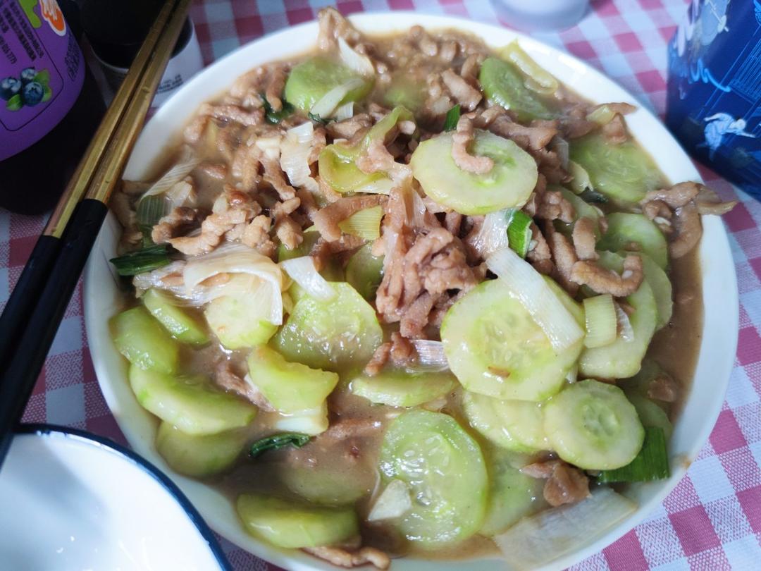 黄瓜炒肉🥳