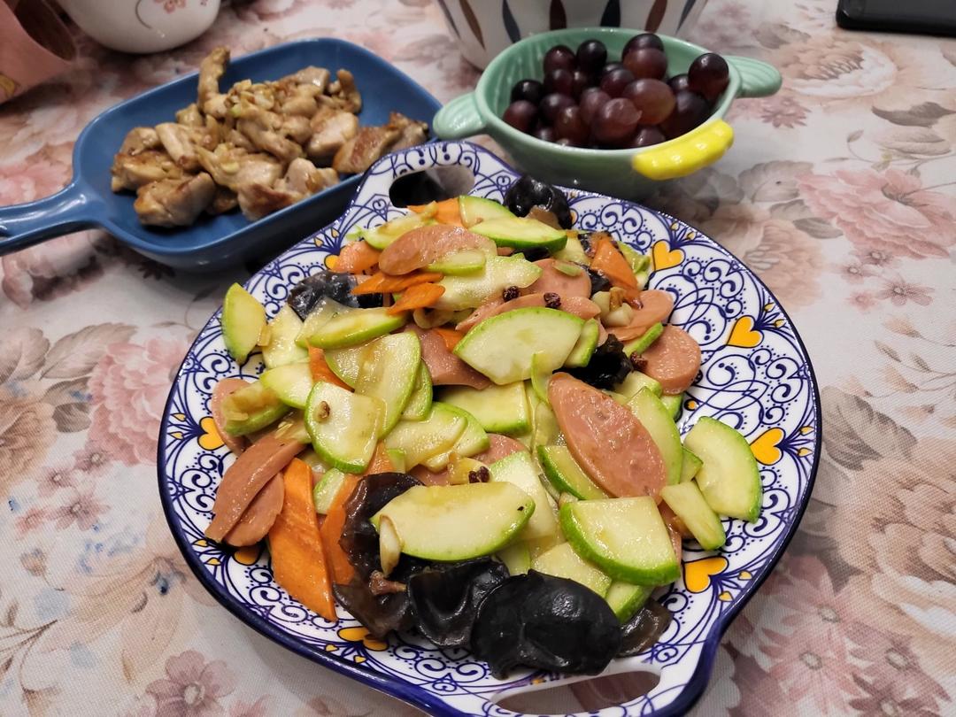 角瓜炒火腿肠