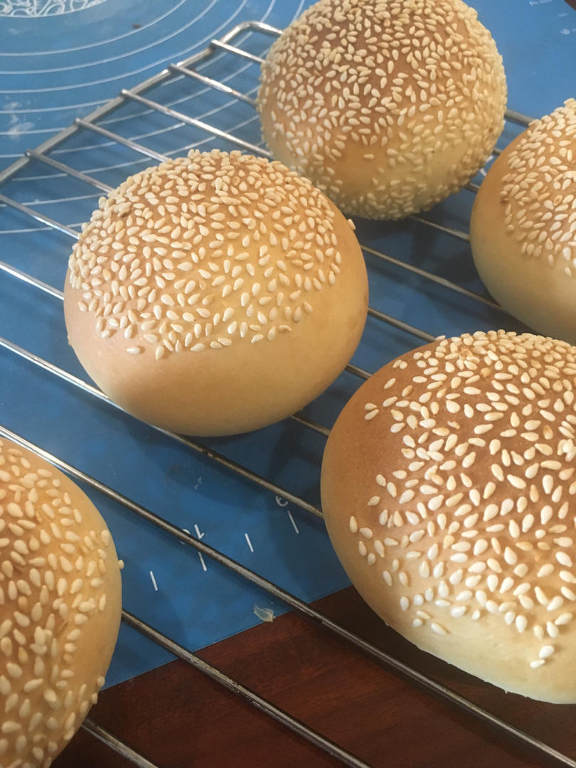 做了10000个汉堡胚后，我来教你最简单的做法