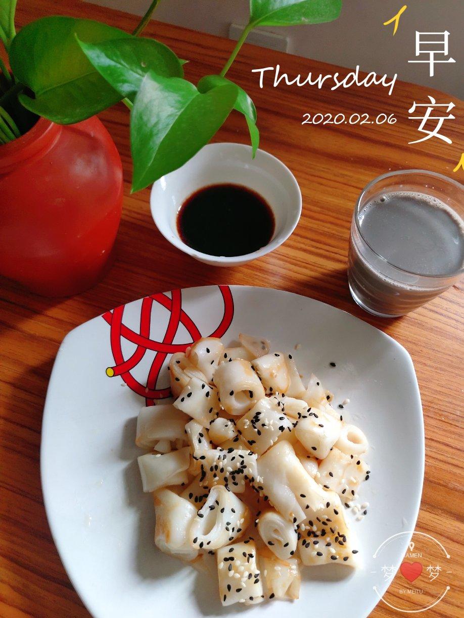 模仿传统猪肠粉（斋肠香港混酱肠）