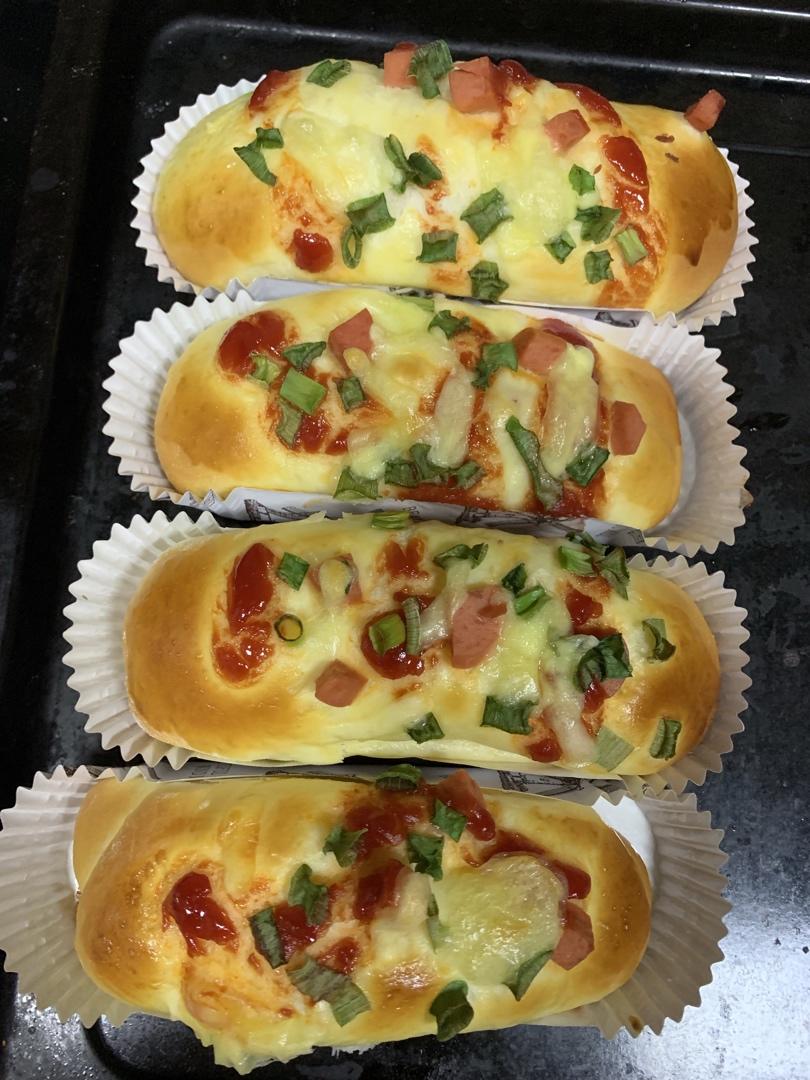 火腿肉松芝士面包