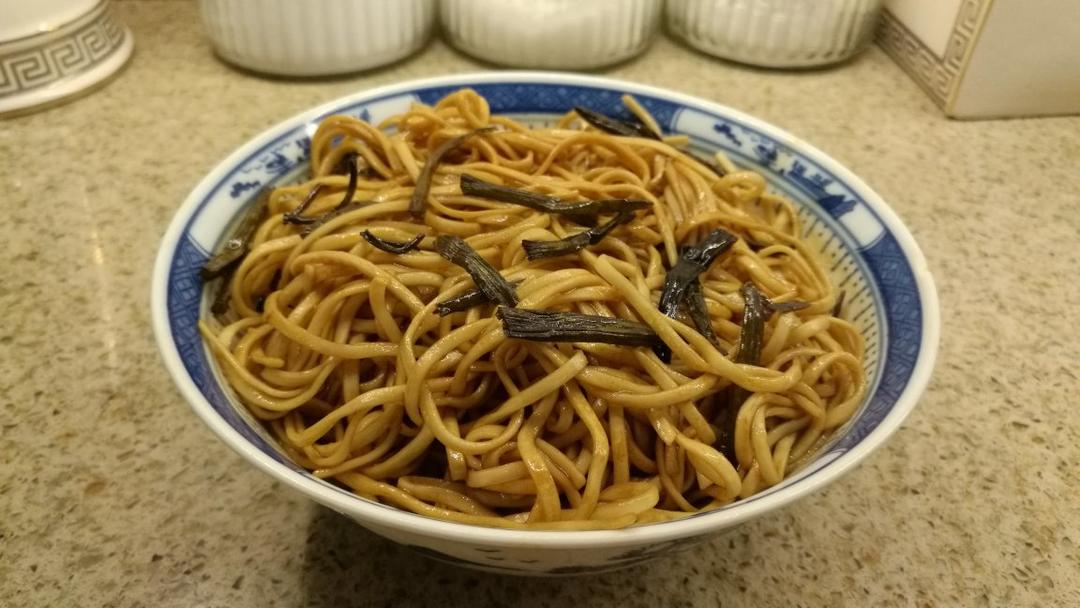家常必备熬葱油教程+拌面
