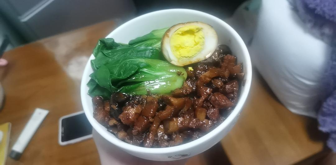 好吃到停不下来的卤肉饭