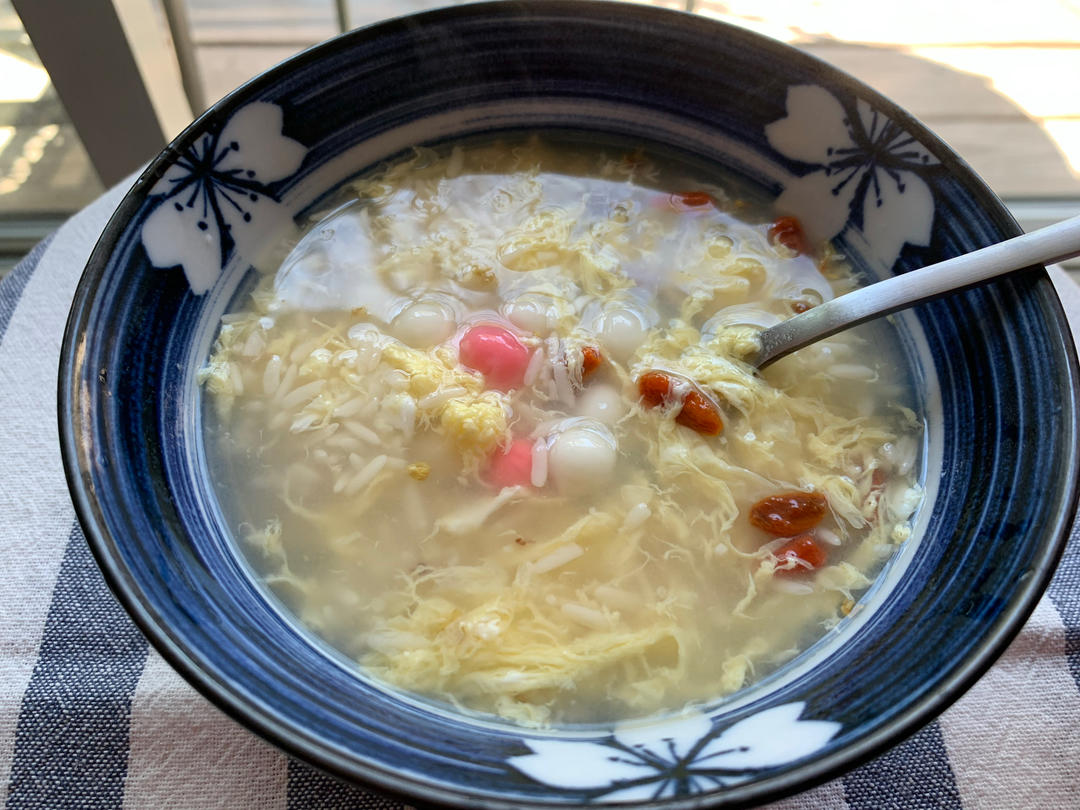 桂花酒酿圆子（附酒酿，小圆子做法）