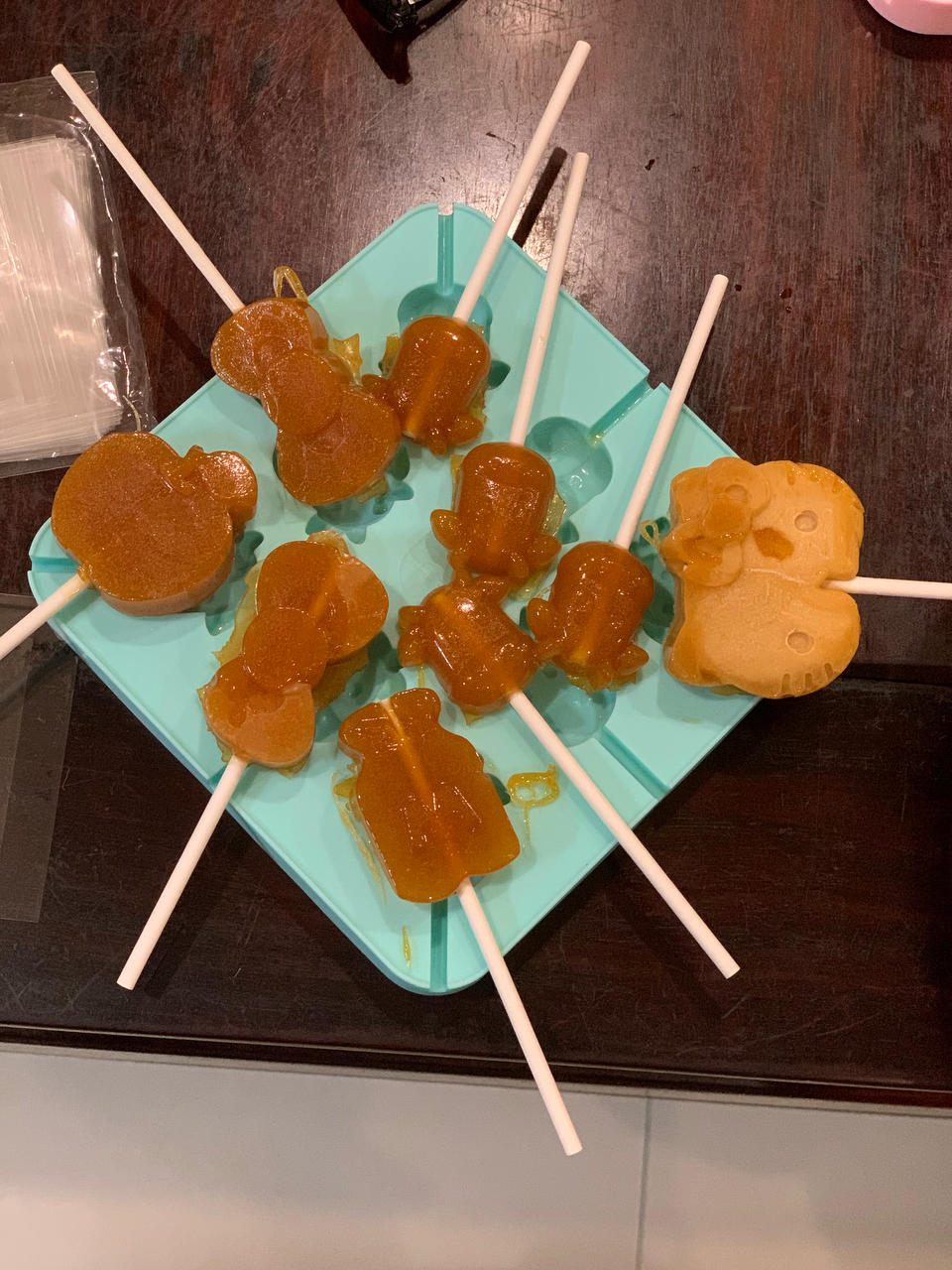 自制棒棒糖（火龙果味）